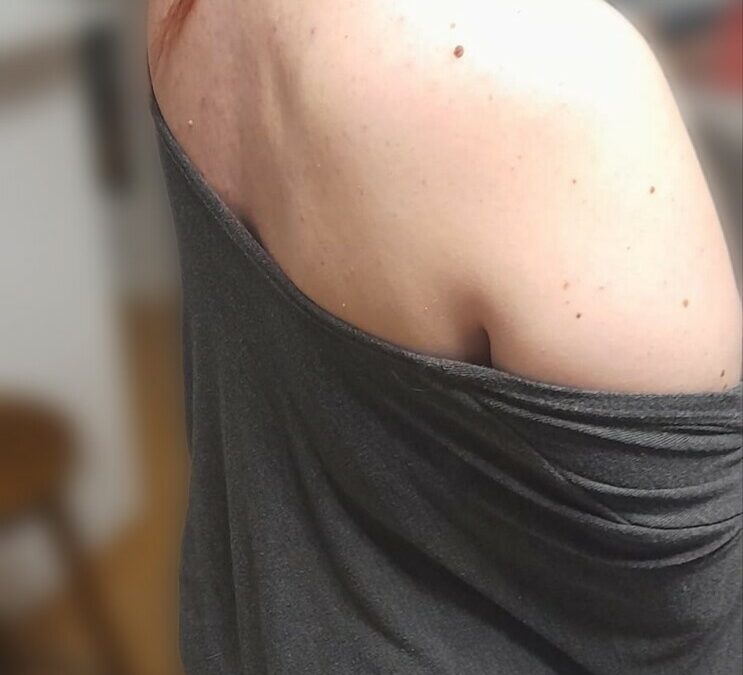 Oktopussy - private Porno Darstellerin- Zeigen in der Öffentlichkeit, Sexspielzeuge, Gegenstände einführen, Eier lecken, Große Schwänze, Große Brüste, Fuß-Fetisch, Wachs-Spiele, Devote Rollen, Dominante Rollen, Rasur