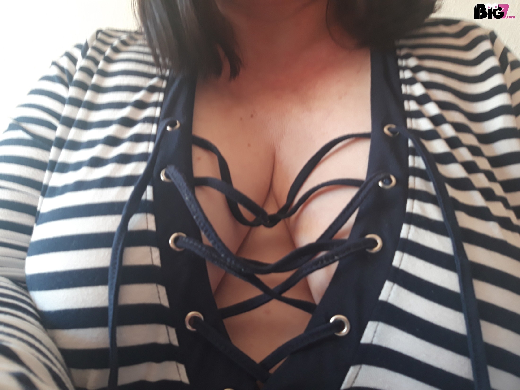 Miss-Nature - private Porno Darstellerin- 69, Dirtytalk, Analsex, Sexspielzeuge, Gegenstände einführen, Tittenfick, Deepthroating (Hardcore Blasen), Gesichtsbesamung, Face-Sitting, Eier lecken, Creampie, Große Brüste, Rollenspiele, Dreier , Doppelte Penetrationen, Nylon-Strapserotik, Devote Rollen, Dominante Rollen, Bondage, Keuschhaltung, Rasur, Versklavung aktiv , Fisting