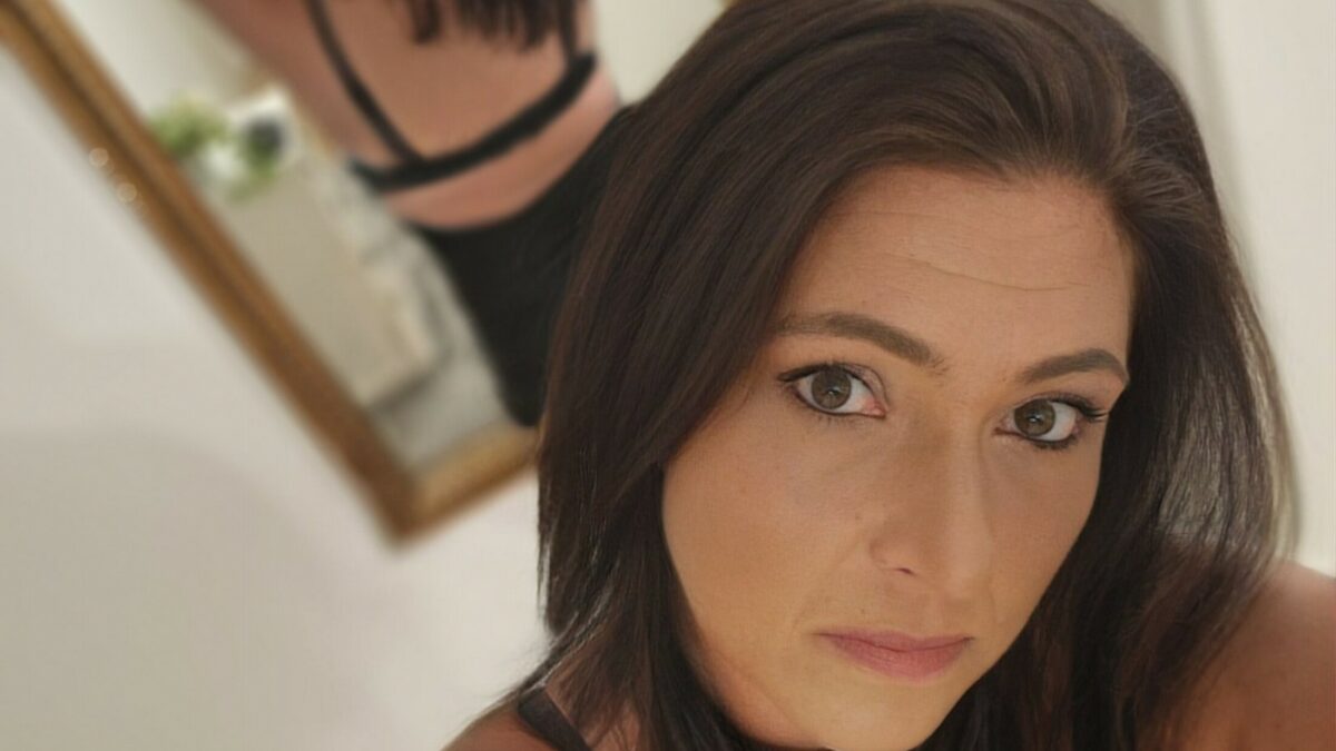 Mistress-Lola - Amateur Porno Darsteller