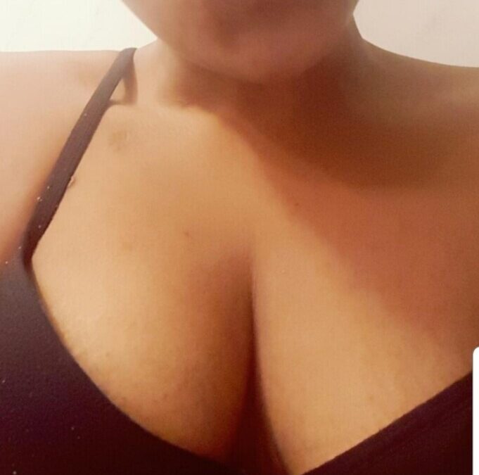 Enola - Amateur Porno Darsteller