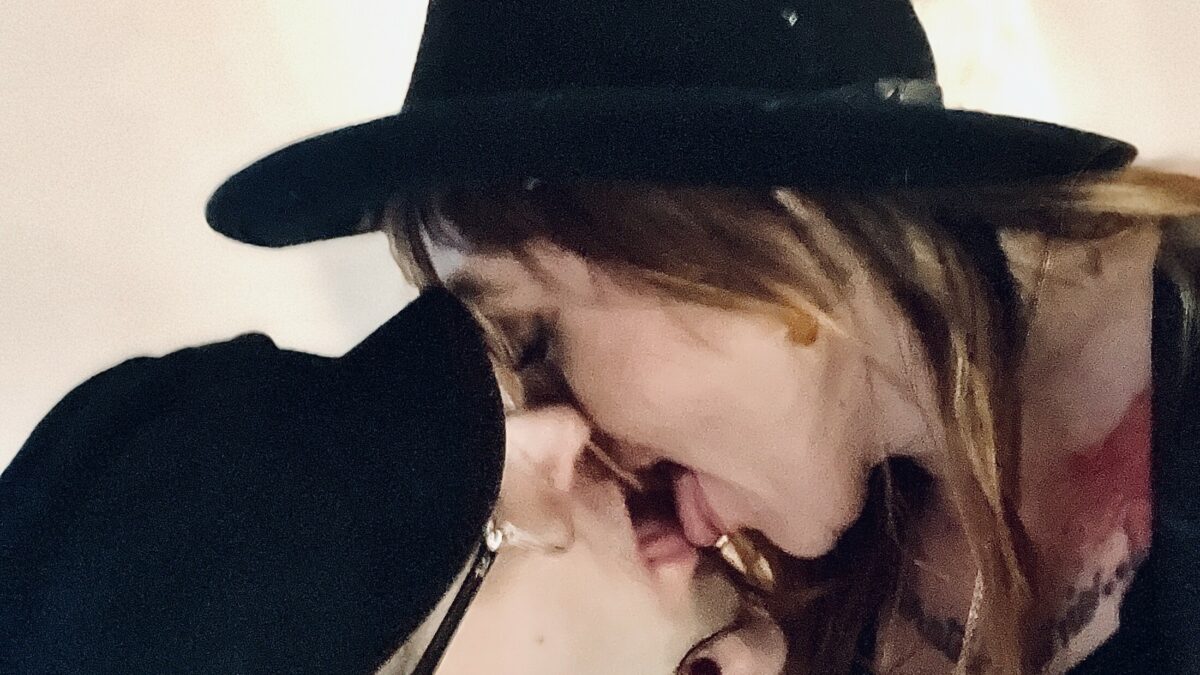 Liebesraausssch - private Porno Darstellerin-