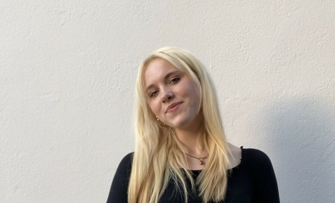SexySharlyn - Amateur Porno Darsteller