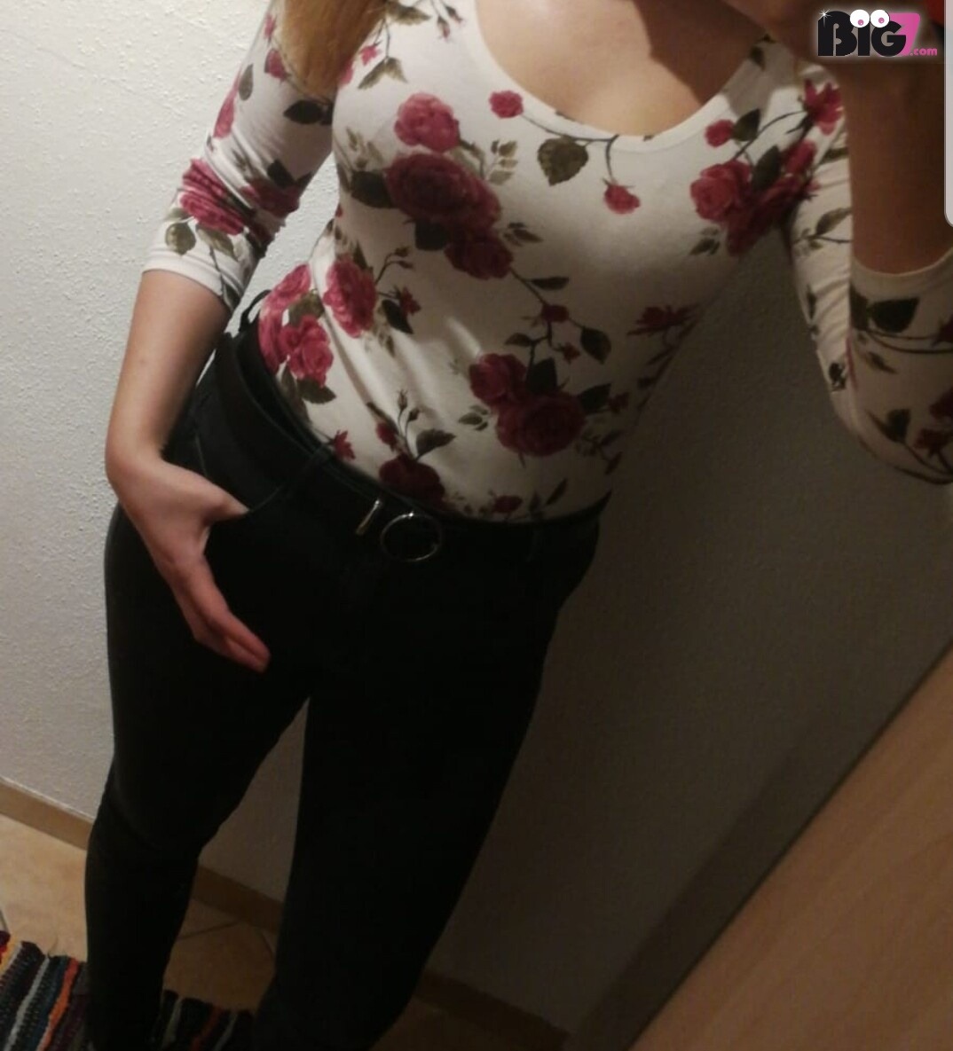 Alexa69 - private Porno Darstellerin- 69, Girlfriendsex, Dirtytalk, Analsex, Zungen-Analsex aktiv, Zungen-Analsex passiv, Anal-Dehnungen aktiv, Anal-Dehnungen passiv, Ass to Mouth, Zeigen in der Öffentlichkeit, Sexspielzeuge, Gegenstände einführen, Tittenfick, Massenbesamung / Bukkake, Deepthroating (Hardcore Blasen), Rimming (Polecken), Gesichtsbesamung, Face-Sitting, Eier lecken, Creampie, Interracial, Große Schwänze, Große Brüste, Lesbische Spiele, Swingen, Rollenspiele, Dreier , Doppelte Penetrationen, Gruppensex , Sex-Parties, Nylon-Strapserotik, High-Heels, Fuß-Fetisch, Lack,Leder, Latex, Doktor-Spiele, Natursekt aktiv, Natursekt passiv, Gothic, Maskenspiele, Wachs-Spiele, Entführungsspiele, Devote Rollen, Dominante Rollen, Demütigung, Bondage, Rohrstockerziehungen, Spanking, CBT (Schwanz- und Hodenzüchtigung), Spitting, Keuschhaltung, Nadeln, Psychofolter, Rasur, Schulerziehung, Versklavung aktiv , Versklavung passiv, Verhöre, Vorführung, Eingipsen, Mumifizierung, OP-Simulation, Partnererziehung, Fisting, Trampling