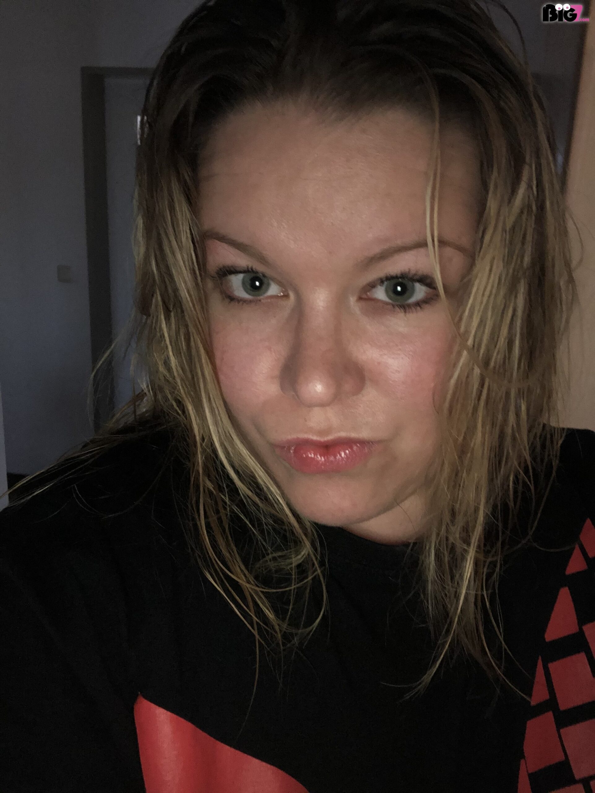 SexyPerl666 - Amateur Porno Darsteller