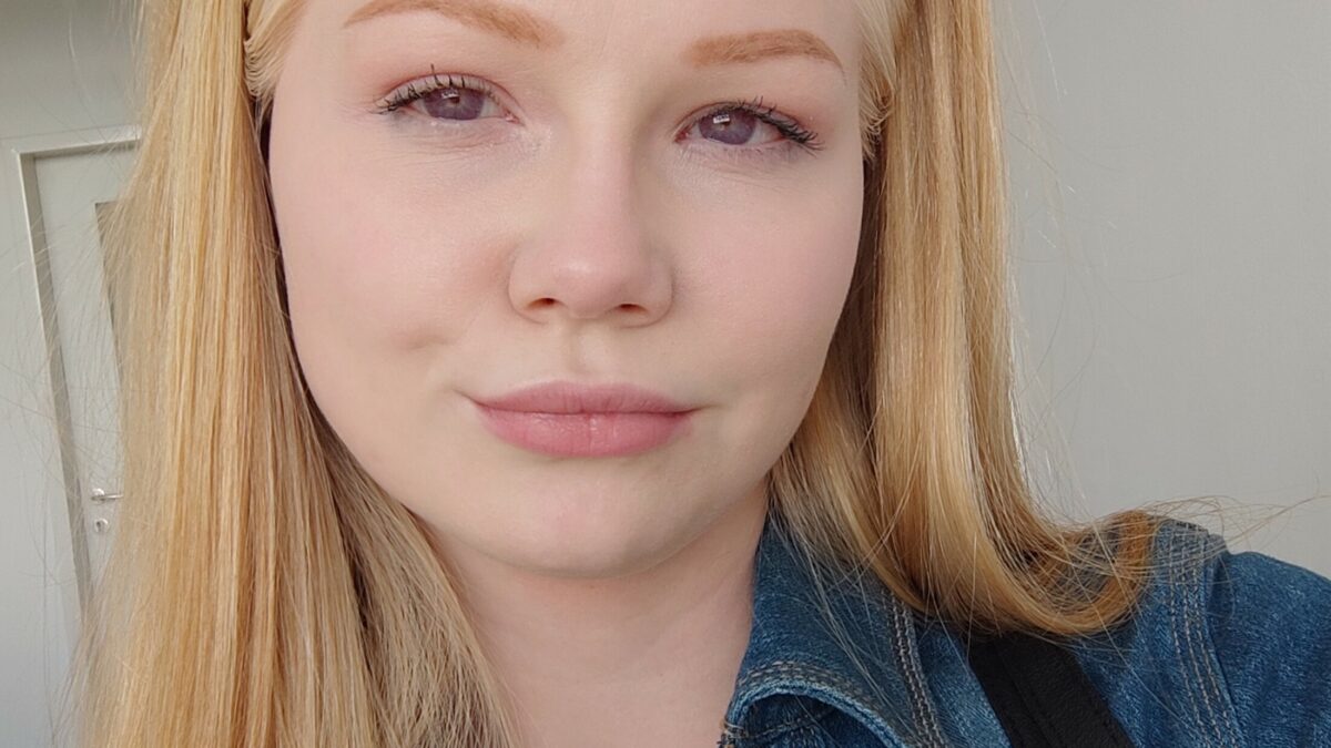 HollyWhites - Amateur Porno Darsteller