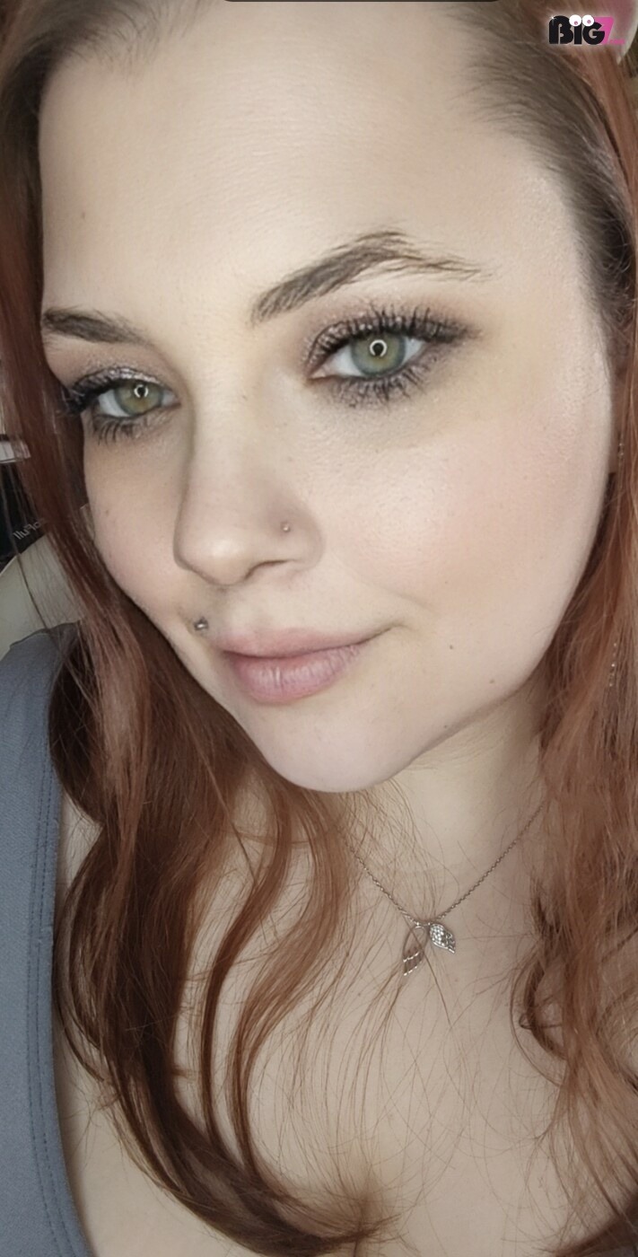 xHornyGirl - Amateur Porno Darsteller