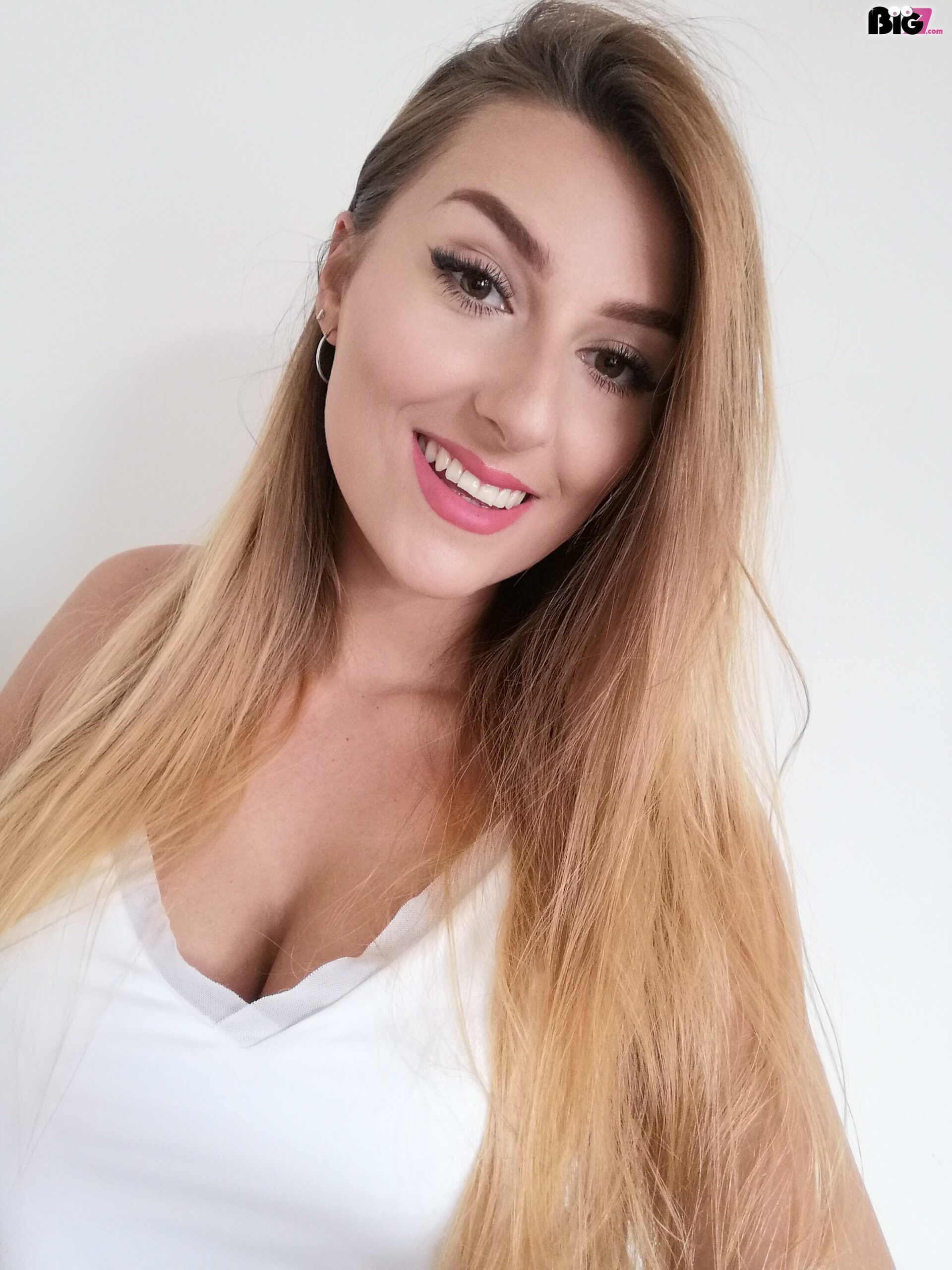 NikolettaSugar - private Porno Darstellerin-