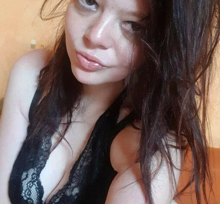 Hotbaby9 - Amateur Porno Darsteller