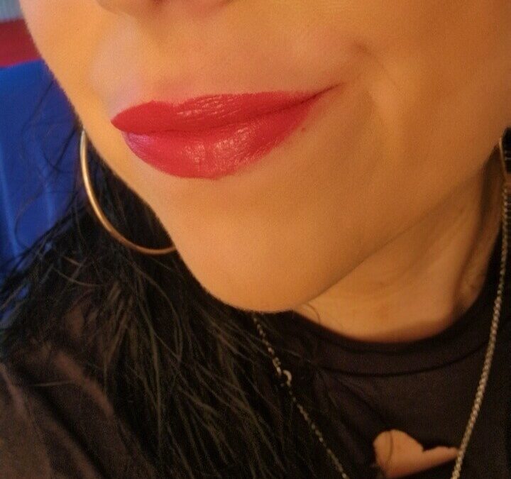Maddiex - private Porno Darstellerin- Dirtytalk, Face-Sitting, Große Schwänze, Rollenspiele, Devote Rollen