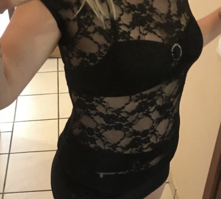 Amy90 - Amateur Porno Darsteller