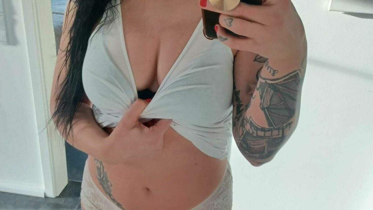 Julia-Soft - Amateur Porno Darsteller