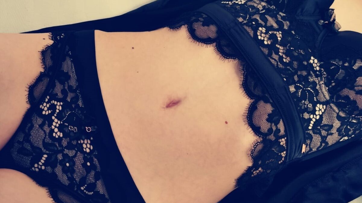 Emilia2130 - Amateur Porno Darsteller