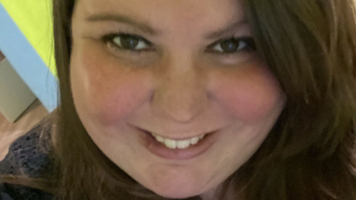 MissSunshine7 - private Porno Darstellerin- Dirtytalk, Analsex, Zungen-Analsex aktiv, Anal-Dehnungen aktiv, Sexspielzeuge, Gegenstände einführen, Deepthroating (Hardcore Blasen), Gesichtsbesamung, Face-Sitting, Eier lecken, Große Schwänze, Demütigung, Bondage, Spitting, Fisting