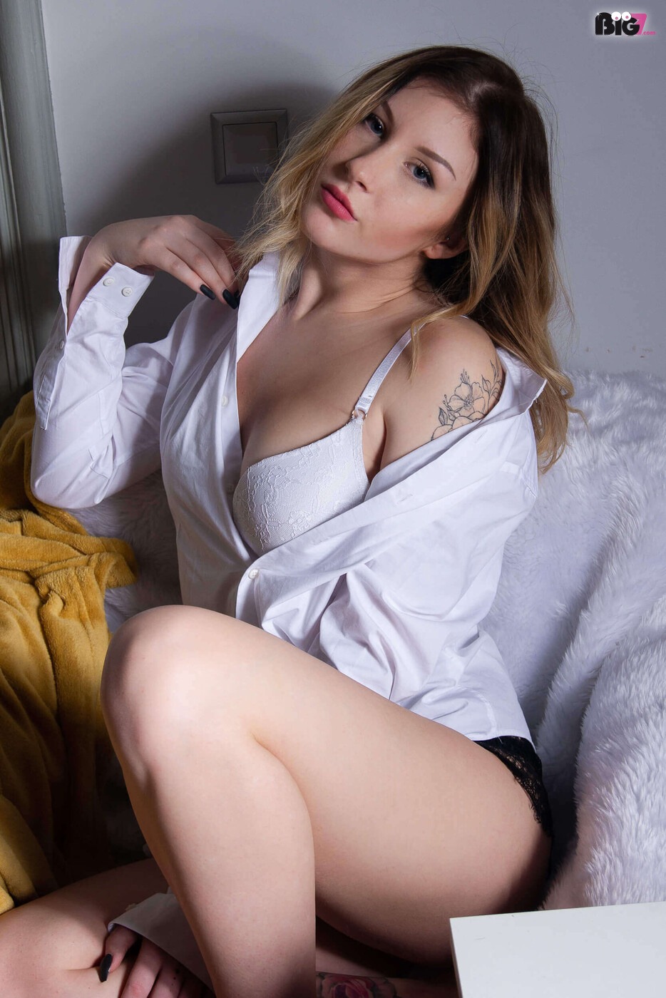 VivianGoldig - Amateur Porno Darsteller