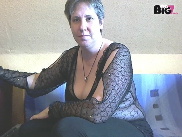 Diskretion03 - private Porno Darstellerin- 69, Girlfriendsex, Dirtytalk, Analsex, Zungen-Analsex aktiv, Zungen-Analsex passiv, Anal-Dehnungen aktiv, Sexspielzeuge, Tittenfick, Deepthroating (Hardcore Blasen), Rimming (Polecken), Gesichtsbesamung, Face-Sitting, Eier lecken, Creampie, Rollenspiele, Dreier , Doppelte Penetrationen, Natursekt aktiv, Natursekt passiv, Wachs-Spiele, Devote Rollen, Dominante Rollen, Demütigung, Rohrstockerziehungen, Spanking, CBT (Schwanz- und Hodenzüchtigung), Spitting, Keuschhaltung, Rasur, Versklavung aktiv , Vorführung, Fisting