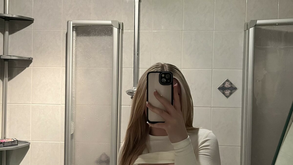 Jasmink03 - private Porno Darstellerin- 69, Dirtytalk, Analsex, Sexspielzeuge, Große Schwänze, Dreier , High-Heels, Fuß-Fetisch