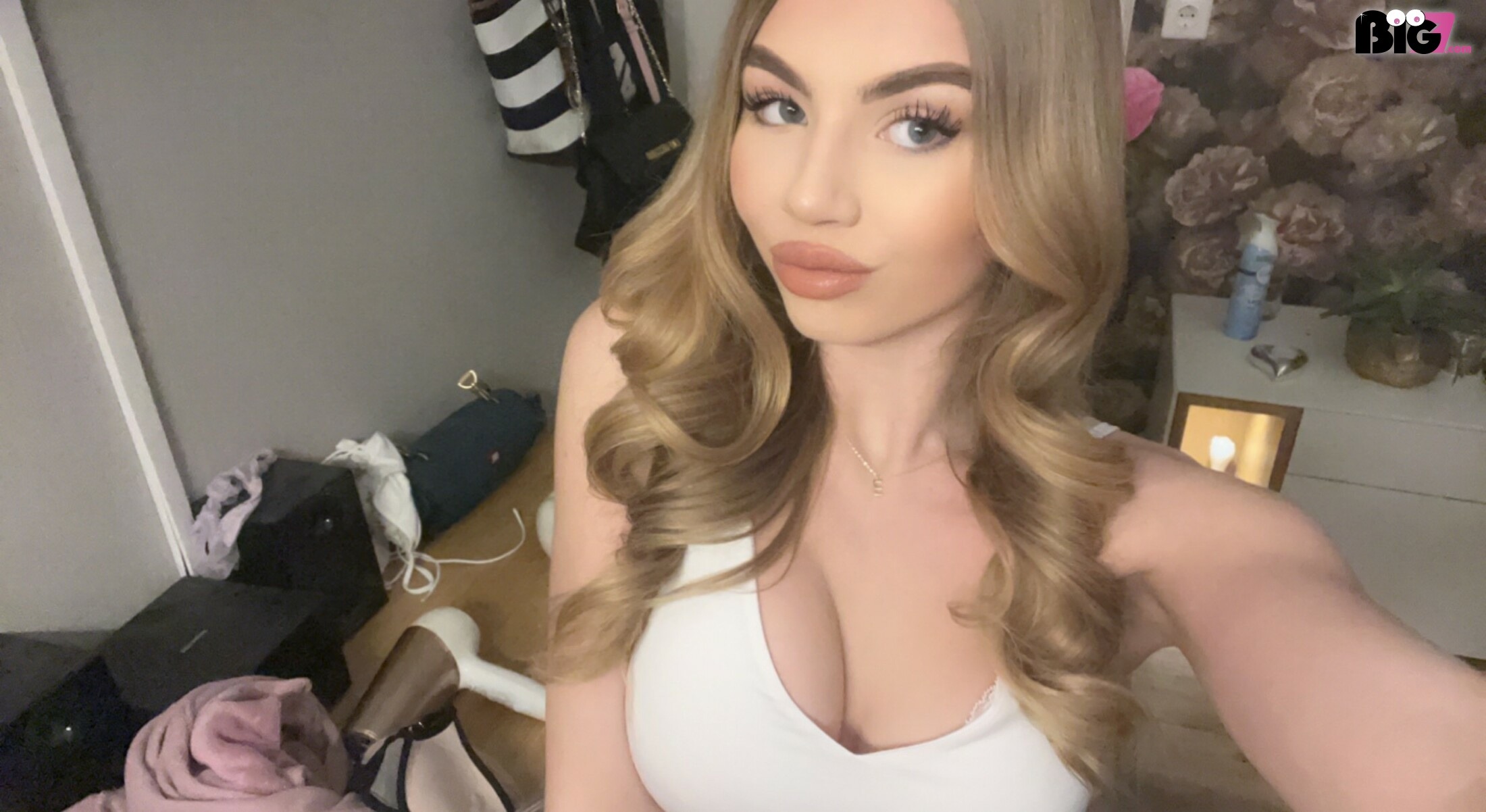 o e34da9c1e499b047aeb6cbec7a4587de - Melissa699