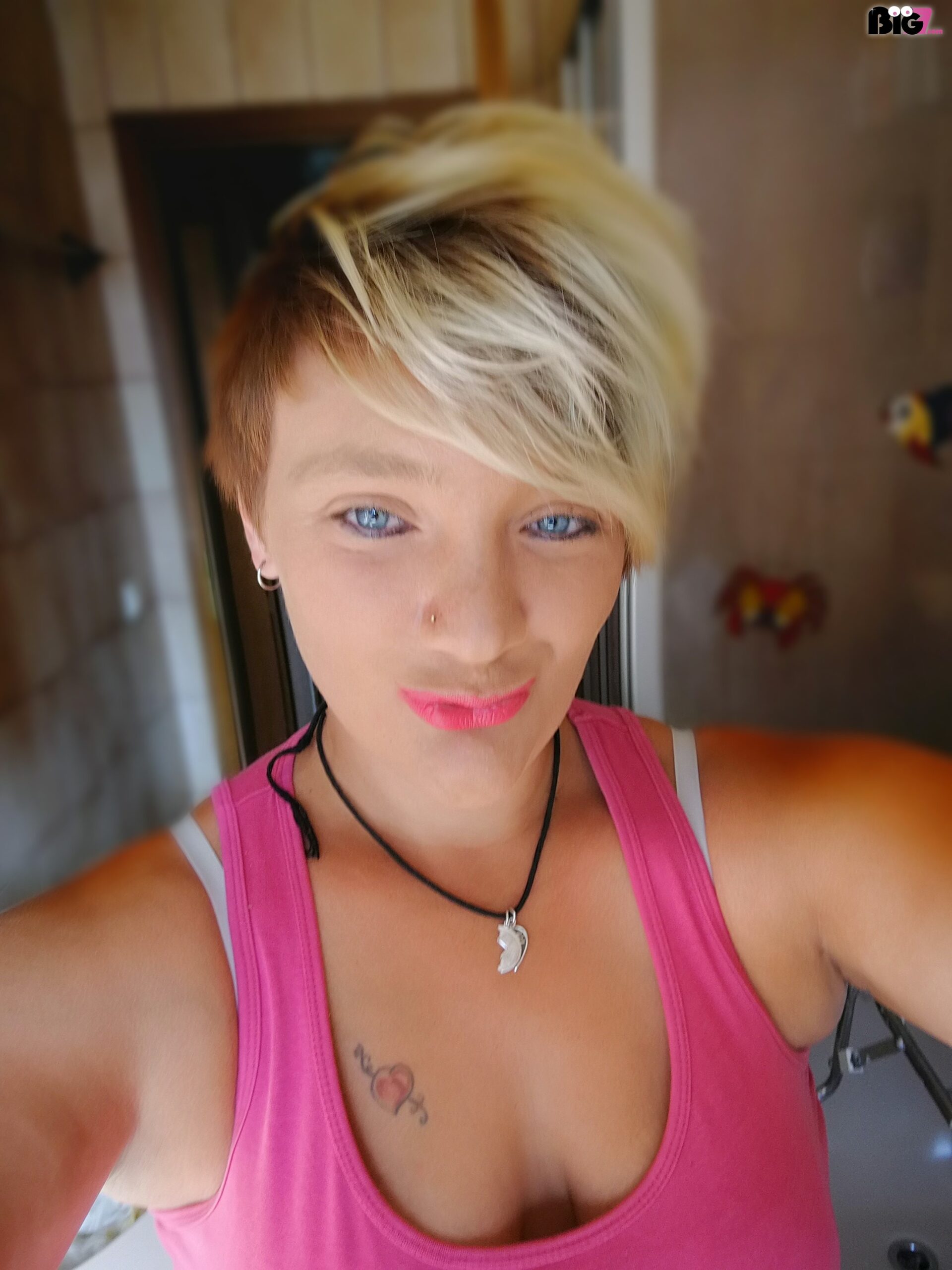 o e6b0c71e72696114b0e602733a99956d 2 scaled - sexyledan