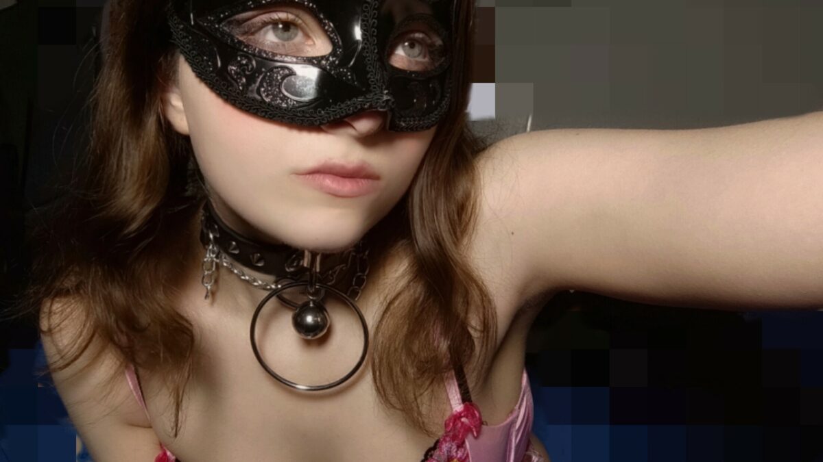 Coco-Belle - private Porno Darstellerin- 69, Dirtytalk, Analsex, Zeigen in der Öffentlichkeit, Sexspielzeuge, Gegenstände einführen, Massenbesamung / Bukkake, Deepthroating (Hardcore Blasen), Gesichtsbesamung, Face-Sitting, Eier lecken, Creampie, Interracial, Große Schwänze, Große Brüste, Lesbische Spiele, Swingen, Rollenspiele, Dreier , Doppelte Penetrationen, Gruppensex , Sex-Parties, Nylon-Strapserotik, High-Heels, Fuß-Fetisch, Doktor-Spiele, Natursekt aktiv, Gothic, Maskenspiele, Entführungsspiele, Dominante Rollen, Demütigung, Bondage, Rohrstockerziehungen, Spanking, Spitting, Psychofolter, Rasur