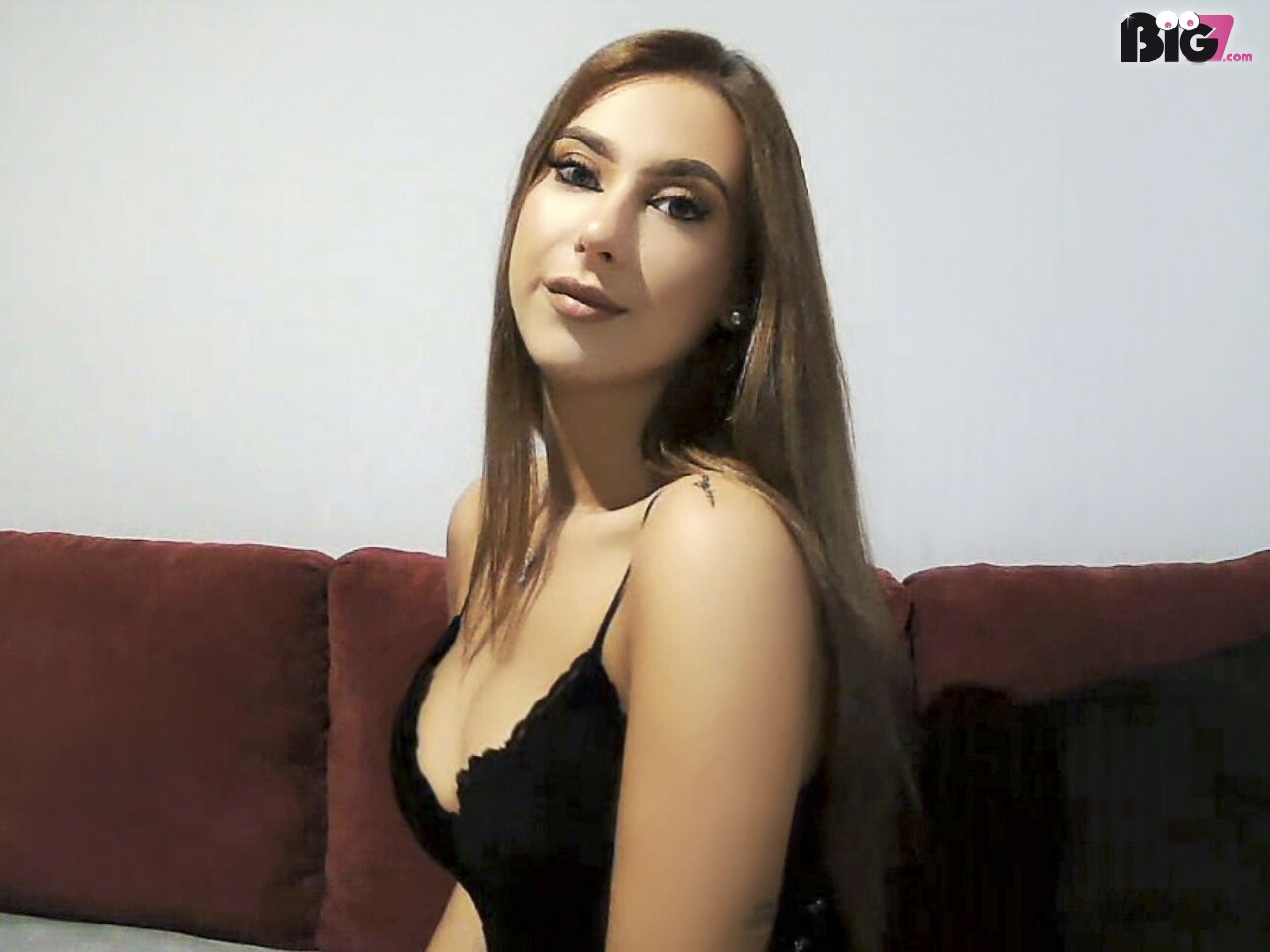 o eb6ba87dd3998ca38522429f0d8e0235 - MerideKiss