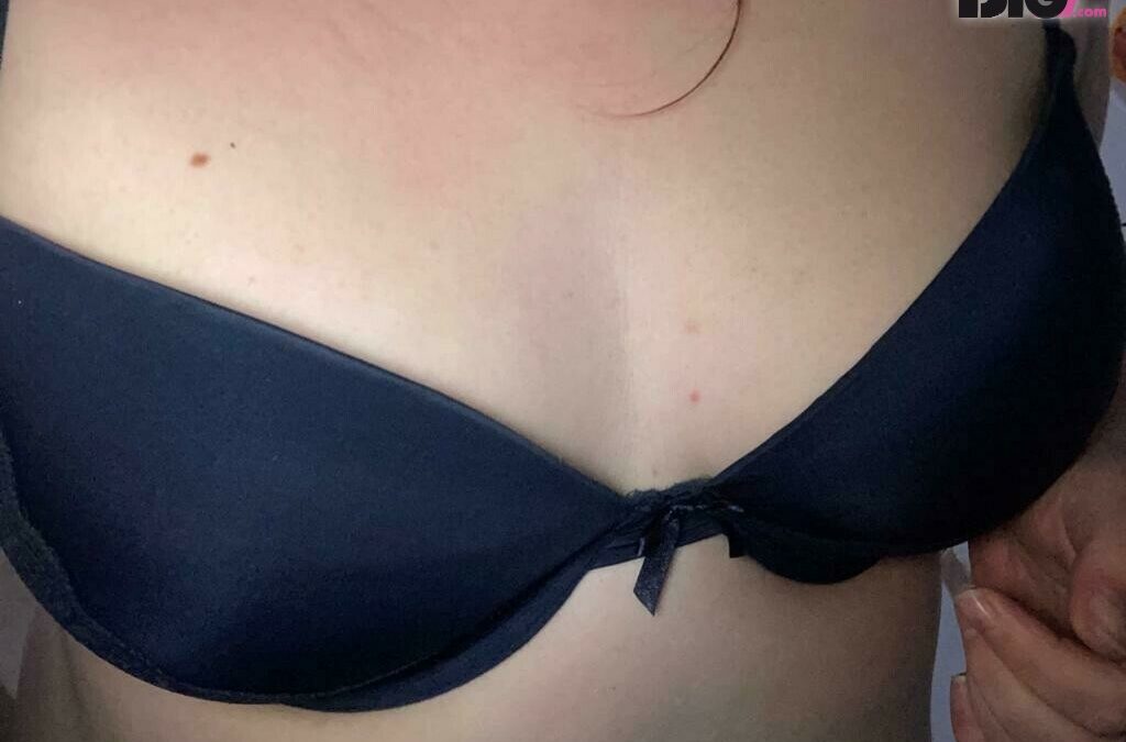 AnnaNasa - private Porno Darstellerin- 69, Girlfriendsex, Dirtytalk, Analsex, Zungen-Analsex aktiv, Zungen-Analsex passiv, Sexspielzeuge, Gegenstände einführen, Tittenfick, Deepthroating (Hardcore Blasen), Gesichtsbesamung, Eier lecken, Lesbische Spiele, Rollenspiele, Dreier , Gruppensex , Doktor-Spiele, Entführungsspiele, Devote Rollen, Partnererziehung