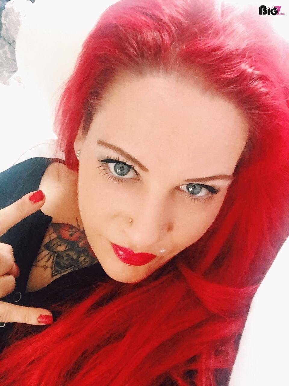 o eec44205c12a0607e87970af425ea3b9 - SexyMelody
