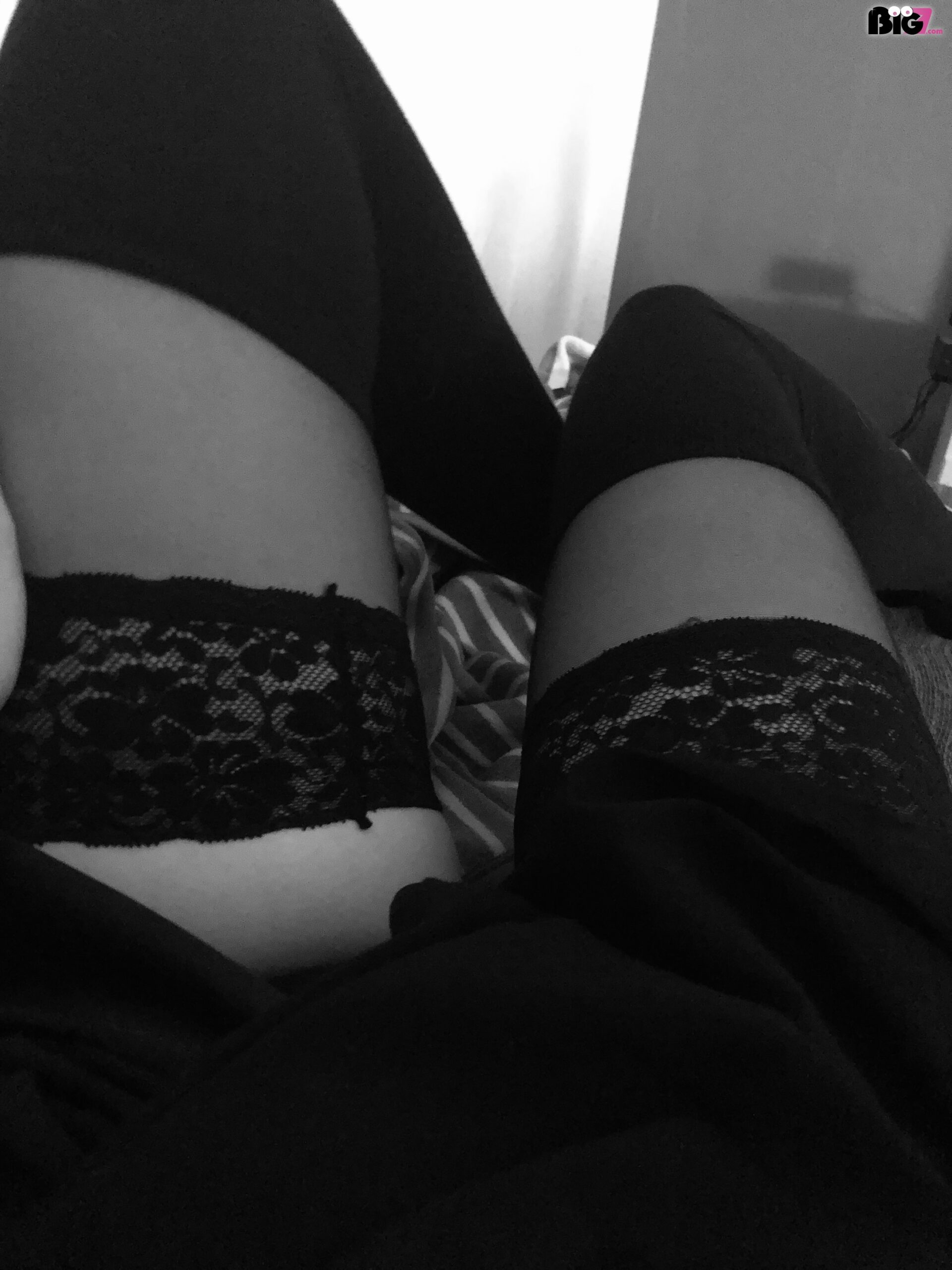VelvetPop - private Porno Darstellerin- 69, Dirtytalk, Analsex, Sexspielzeuge, Gegenstände einführen, Tittenfick, Deepthroating (Hardcore Blasen), Gesichtsbesamung, Face-Sitting, Creampie, Große Schwänze, Rollenspiele, Dreier , Doppelte Penetrationen
