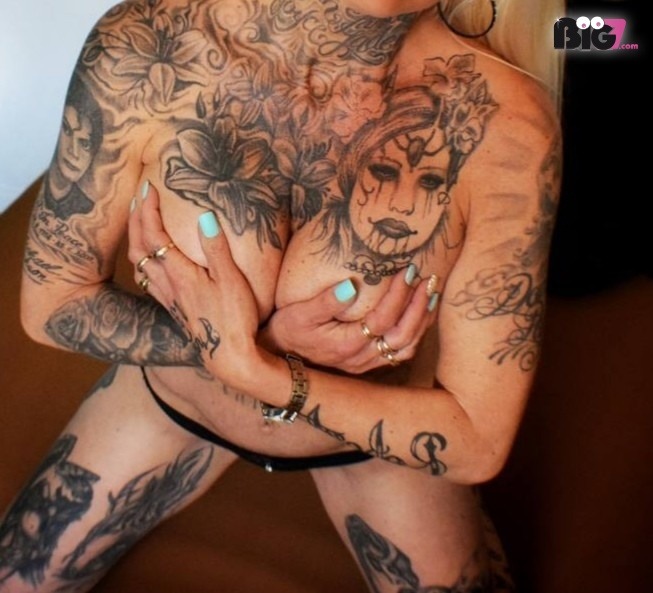 DirtyTattooJessy - private Porno Darstellerin- 69, Dirtytalk, Analsex, Anal-Dehnungen passiv, Tittenfick, Deepthroating (Hardcore Blasen), Gesichtsbesamung, Face-Sitting, Eier lecken, Lesbische Spiele, Dreier , Fisting