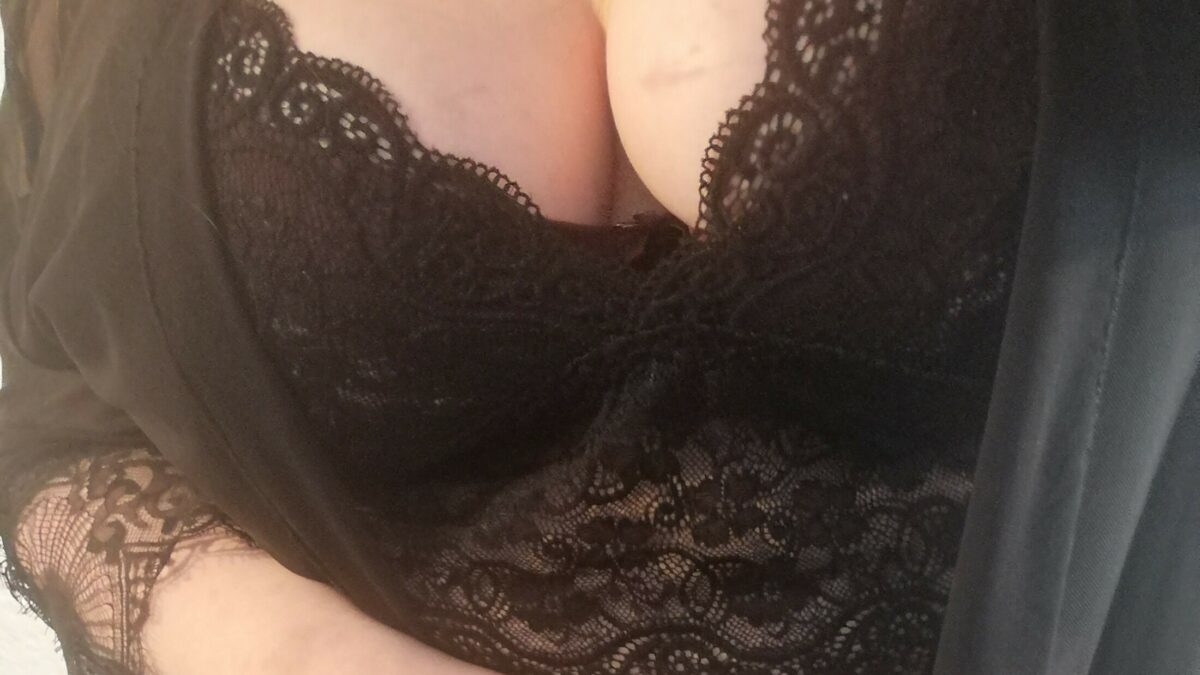 BigBoobie - Amateur Porno Darsteller