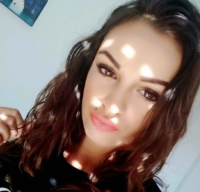 bellaInk - private Porno Darstellerin-