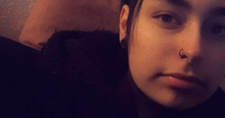 SKYL0VE - private Porno Darstellerin- 69, Dirtytalk, Zeigen in der Öffentlichkeit, Sexspielzeuge, Gegenstände einführen, Tittenfick, Deepthroating (Hardcore Blasen), Face-Sitting, Keuschhaltung