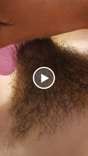 pb xl 3412ee8e6a149bbcbf681f156b5adf20 1 1 - Pussy behaart, Arschloch rasiert - Close Up, slowed