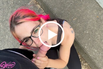 AUTSCH! BEIM ARSCHFICK ERWISCHT - Analsex, AO, arschfick, Auto, blowjob, cumshot, erwischt, frau, Handjob, mann, mitbewohner, natürlich, NeleSweet, porno, pov, public, rothaarig
