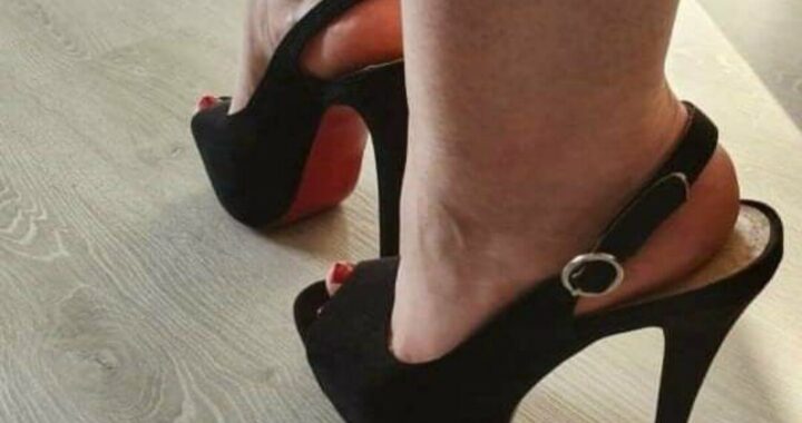 Feetlove96 - Amateur Porno Darsteller