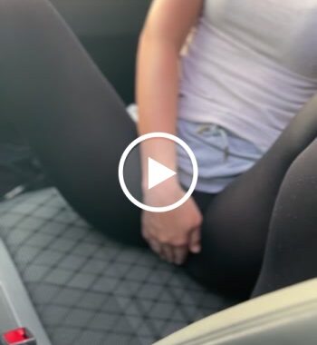 Sex im Auto, mit dem Auto... - Auto, frau, gegenstände, Gegenstände einführen, HotBeaBabe, Masturbieren, milfs, nahaufnahme, porno, rasiert, sex, solo
