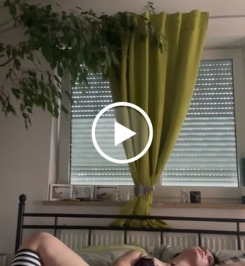 Ich hatte Besuch und musste es mir heimlich machen - Dildos, Eve97, frau, geil, heftig, heimlich, Masturbieren, porno, rasiert, solo