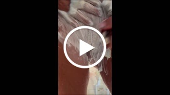 Muschi wieder komplett glatt rasiert .mp4 - rasiert