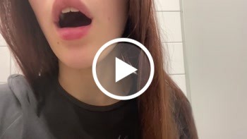 pb xl 539b9aece0399e9b2d3f7134418e3d2c 1 - Schamlos!!! Heftigster Orgasmus im Möbelhaus!?!