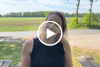 Dreister Outdoorfick! Jeder konnte es sehen! - beine, blank, blond, blowjob, cumshot, dessous, echt, Ficken, frau, frauen, geil, geile, hose, Julia-Winter, loch, mann, missionar, nahaufnahme, porno, pov, public, rasiert, Reife Frauen, Schön, Schwanz, shoppen, sperma, Spontan, tisch, vögeln, Zeit